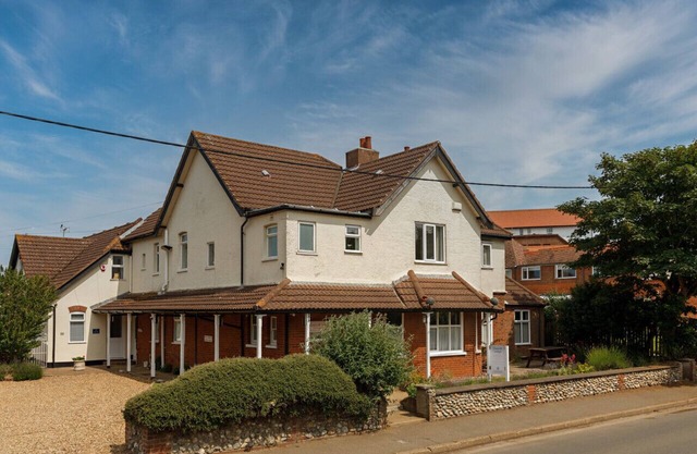 Overcliff Lodge Boutique Beachside Property