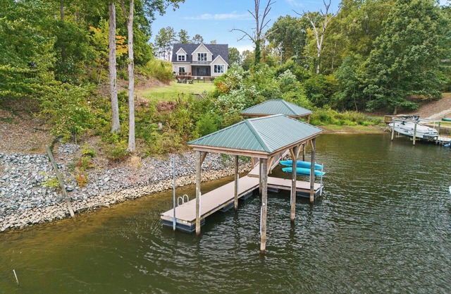 Overlook Cove by SoCharm | Game room, basketball, board games, kayaking, and more
