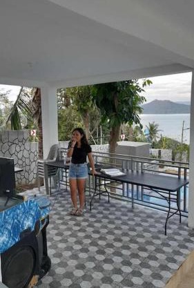Overlooking Taal Lake and Nature Vibe Staycation