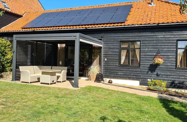Owl Barn, Sisland - spacious apartment