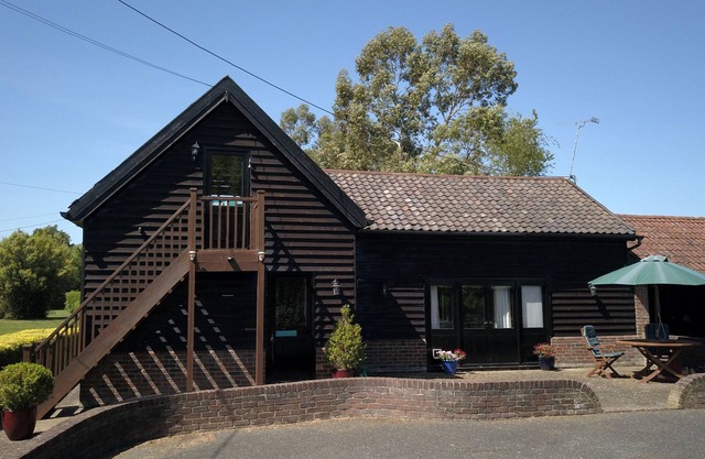 Owls Nest - Peace and Tranquility near Woodbridge & Framlingham in rural Suffolk