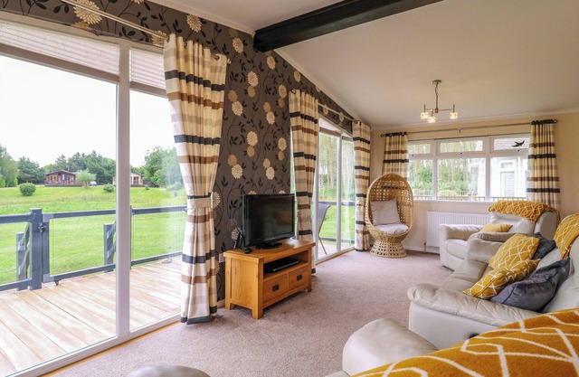 Owls Retreat, Lodge 11