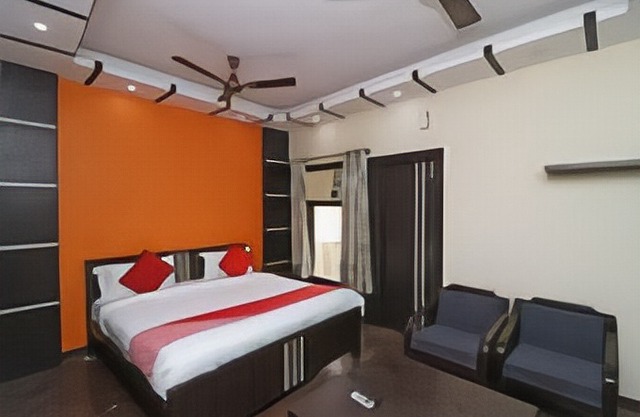 OYO 40857 Sri Ram Hotel & Restaurant