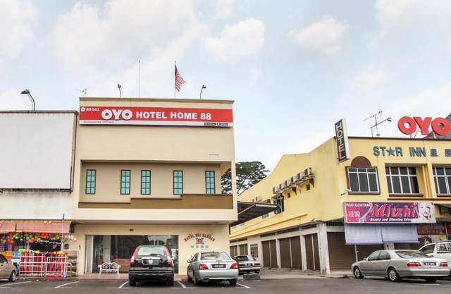 Oyo Hotel 