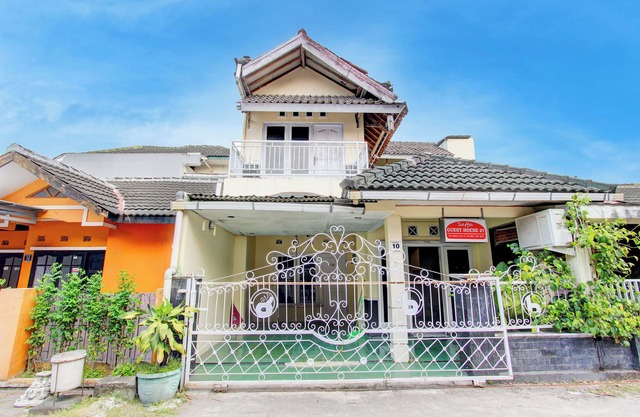 OYO 93859 Saffa 27 Guest House Syariah