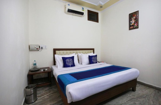 OYO 9661 Hotel Lucky Plaza