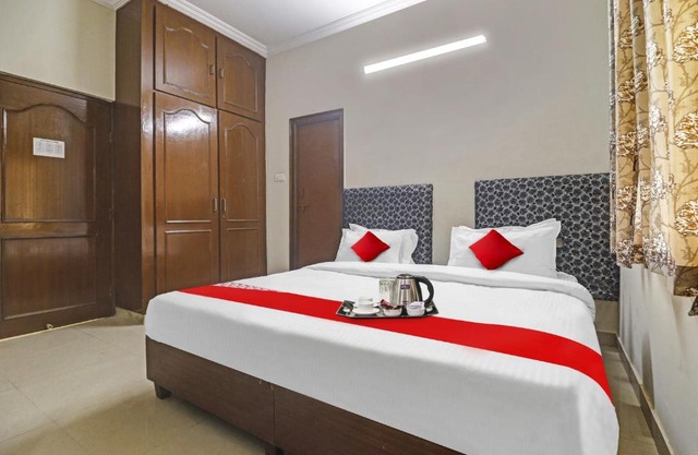 OYO Altima Suites Near Ayyapa society