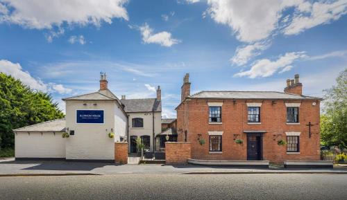 OYO Blenheim House