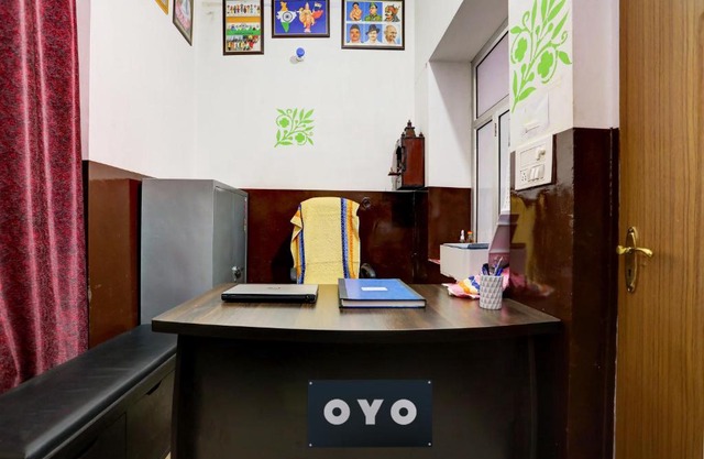 OYO Hotel Prabhat Residency