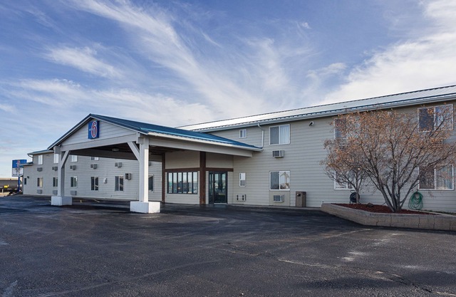 OYO Hotel Shelby MT Hwy 2 & I-15