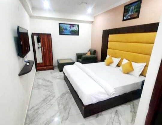 OYO Vatika Resort