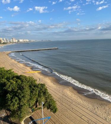 Pé na areia incrível
