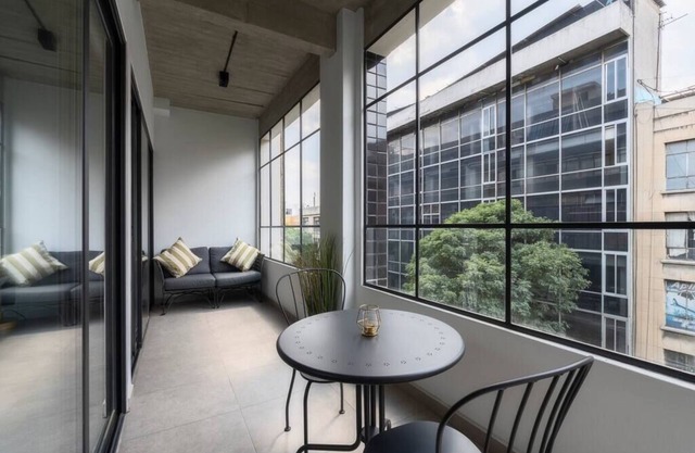 P101 Zocalo Cathedral 2Bdrm 2bath AC rooftop