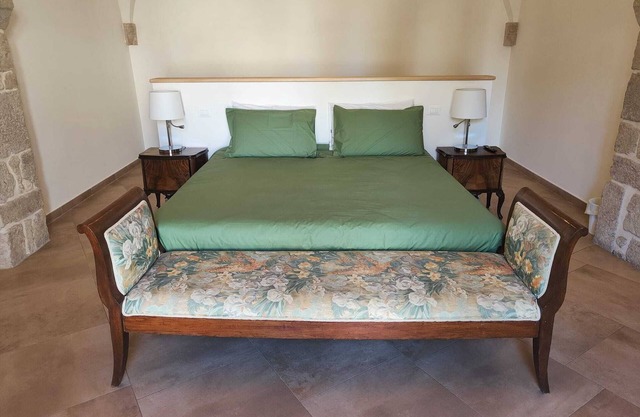 PALAZZO PASCALI suite in the historic center of L'Aquila with garden view