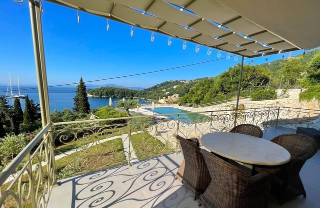 Paleopetres K-One - Premium Double Suite - Sea Views - Beach - Pool - Kalami -