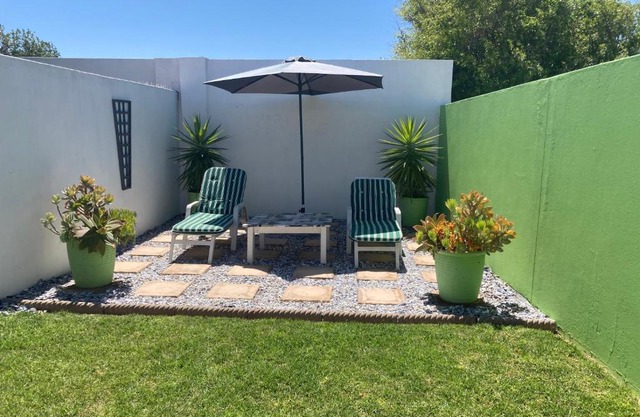 Palm and Pebbles self catering cottages Paternoster