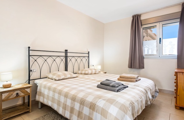 PALM March APARTMENT POOL VIEW