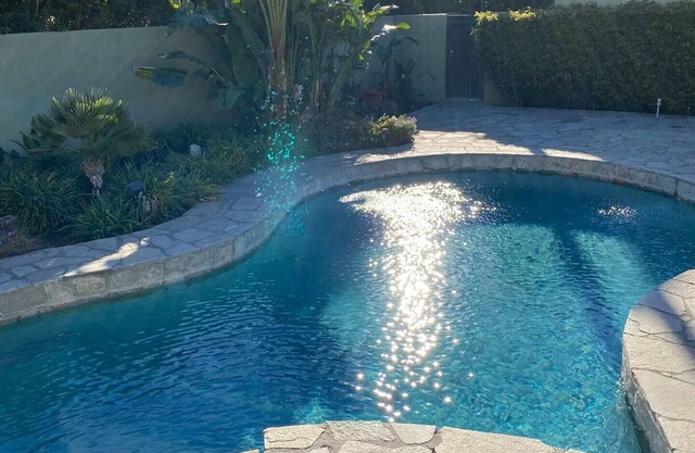 Palm Springs Oasis! Private, spacious, pool, spa, sauna shower!