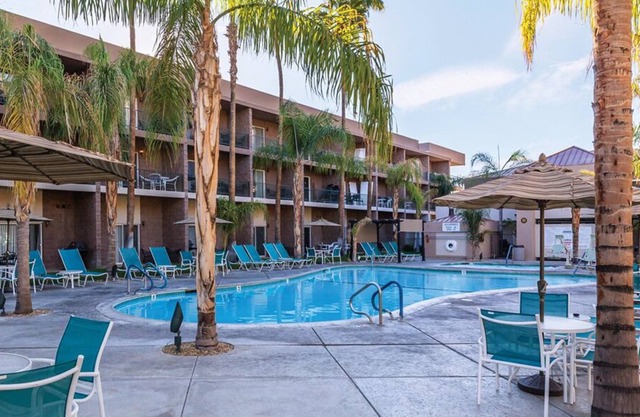 Palm Springs Resort 3bdr