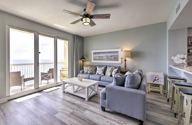 Panama City Beach Condo w/Free Beach Service!