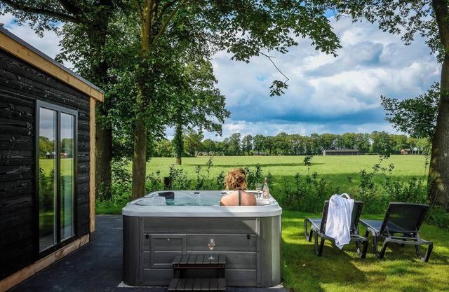 Panorama Wellness Lodge | jacuzzi, sauna and sunshower | 2 persons
