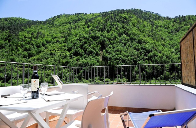 Panoramic 2 Bedrooms Apartment In The Old Part Of Pigna With Balcony And Terrace