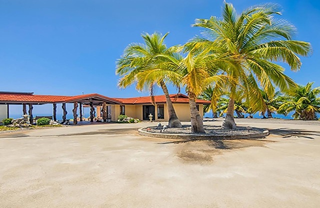 Panoramic Ocean View B&B on Kohala Coast-Holiday/Winter/Summer Rate 285.