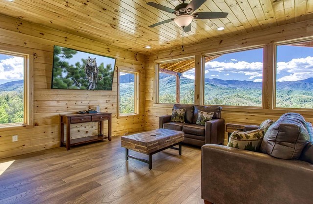 Panoramic View - Awesome Mountain Views, $1089 FREE tickets each paid day!