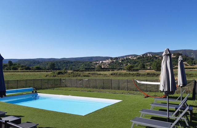 Panoramic view Ménerbes Lubéron