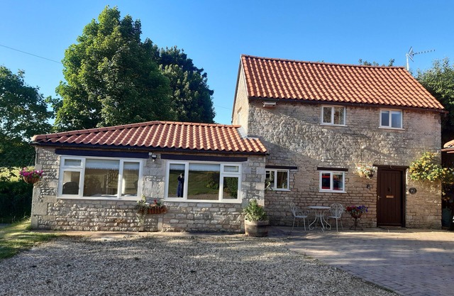 Pantiles Cottage in Rutland, the heart of England. Self catering, sleeps 4.