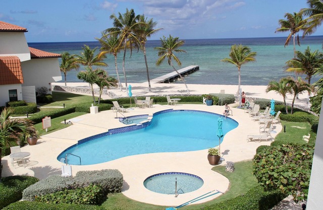 Pappagallo Beach: Island Gem!