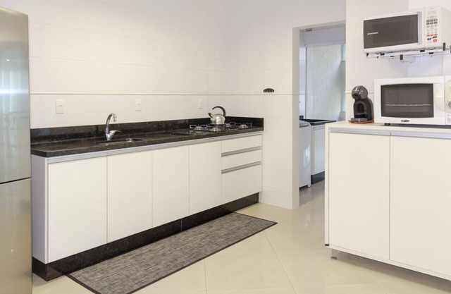 Para 8 hóspedes a 2 quadras do mar KS1145