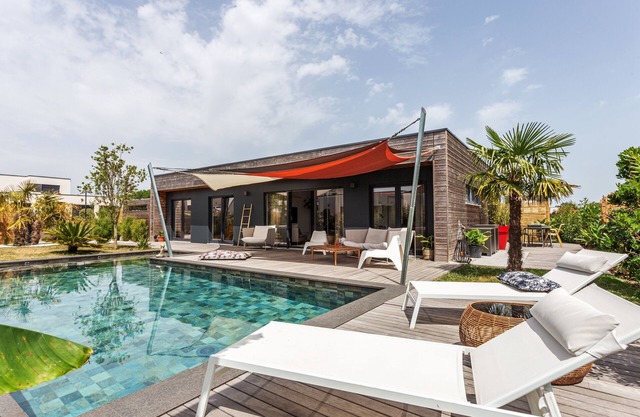 Paradis - Maison en bois avec Piscine