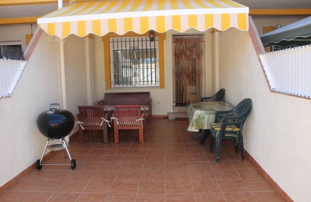 "Paradise Beautiful beach house swimming pool 2 bedroom 2 bathroom wifi English TV