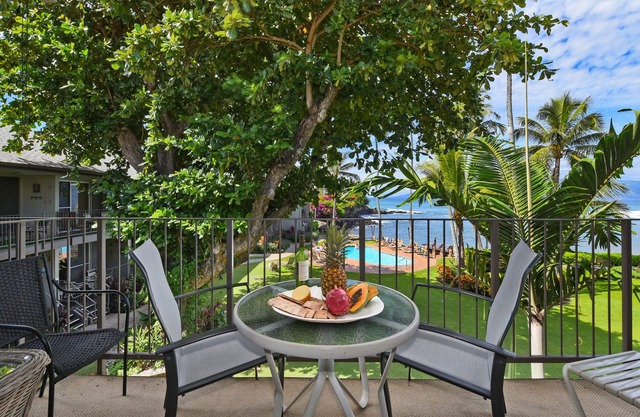 Paradise found on Maui! Condo #211