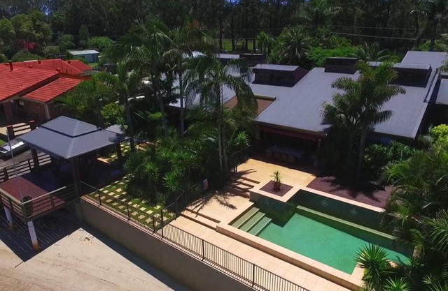 PARADISE ON THE RIVER SIDE