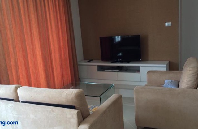 Paradise Park 810-811