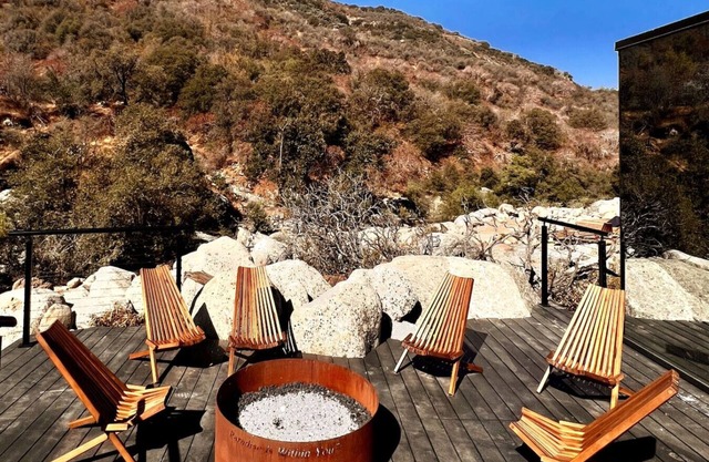 Paradise Ranch Inn - Lucky Tent