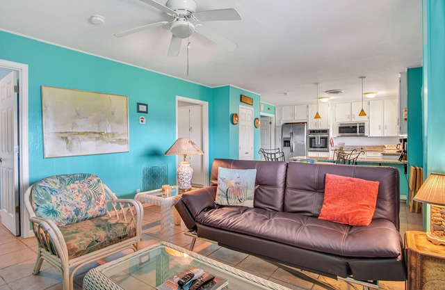 Paradise Retreat | Pet Friendly, Walk to Beach!