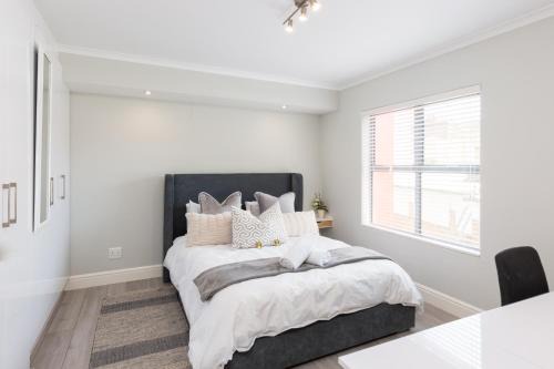 Paragon Devils Peak 3 Bed 2 Bath