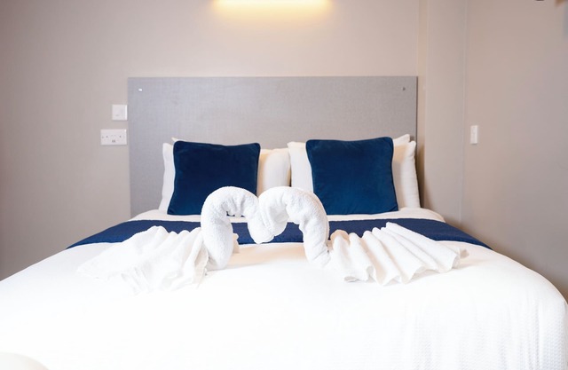 Paragraph Palmers Green - Tottenham Stadium