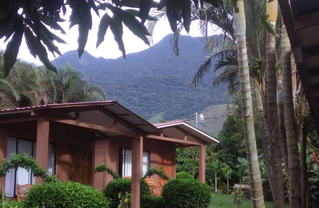 Paraiso Volcano Lodge