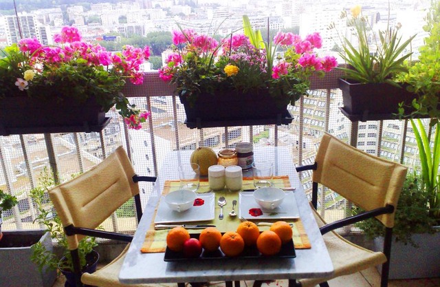 Paris On Top