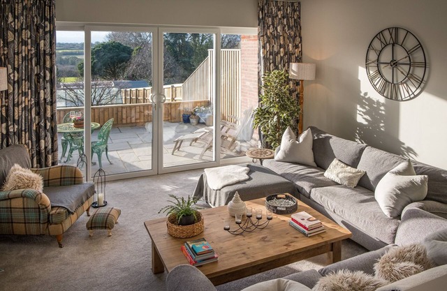 Park View - a semi detached house that sleeps 10 guests in 5 bedrooms