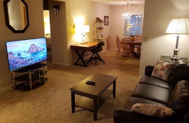 Parkview 2 Bedroom Condo