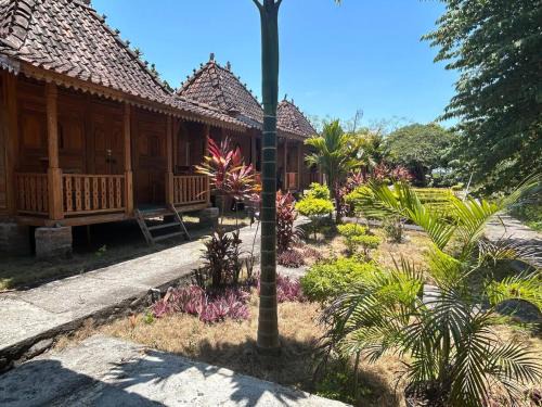 Parlezo Cottage Dintor