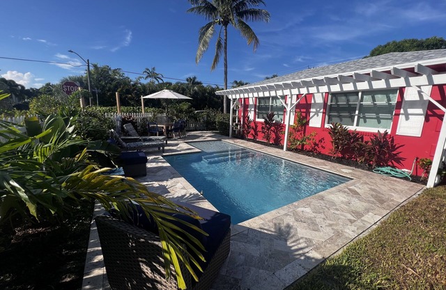 Parrot cove comfort with heated pool!