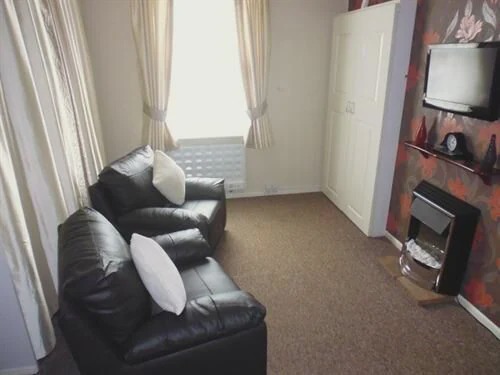 Parterre Holiday Apartments 4