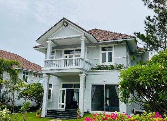 Partial Ocean View Villa in Sea Links City Mũi Né