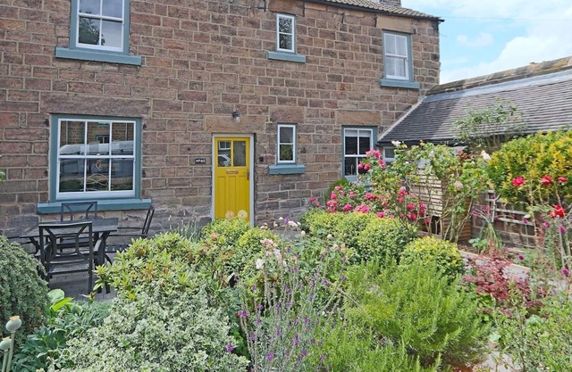 Pass the Keys | Beautiful Character Cottage